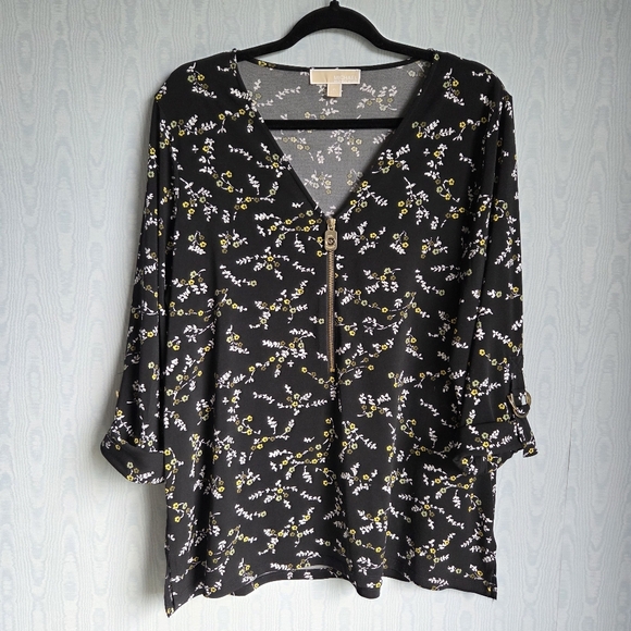 MICHAEL Michael Kors Tops - Michael Kors Liquid Knit Floral Roll Tab Sleeve Zipper Detail Floral Top Xl